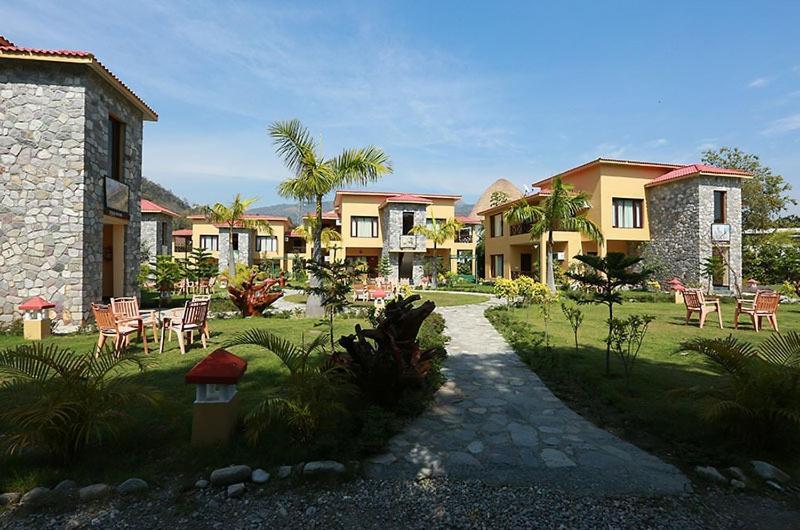 Dewdrop Mango Bloom Resort Nainital Bagian luar foto